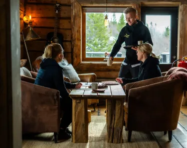 personalfika på Buustamons fjällhotell